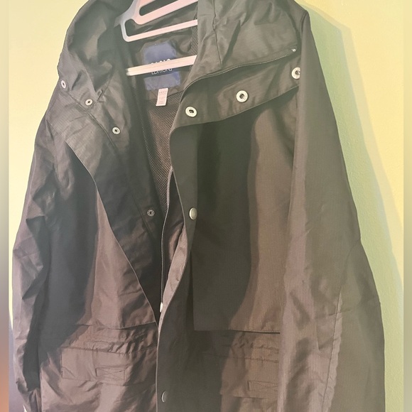 Button Down Windbreaker Jacket Men's Basic Editions Brand Black w/ hood. L. NWT. - Picture 3 of 13